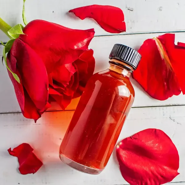 Eau rose au clou girofle & eau fleurs d'oranger à la rose