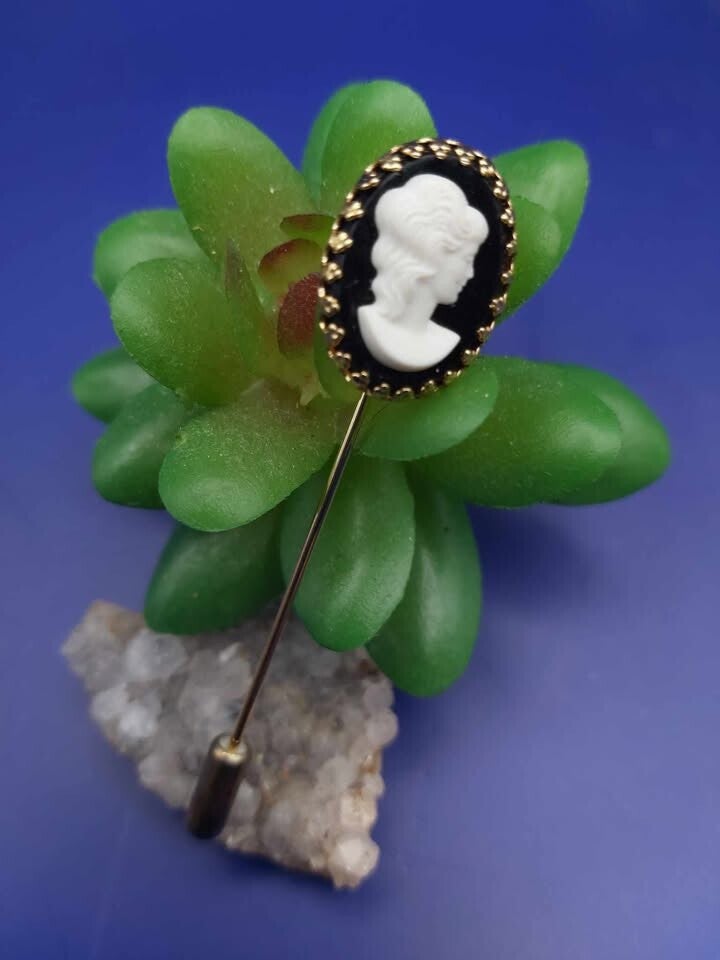 Victorian Cameo Gold Tone Stick Pin