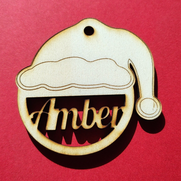 Kerstbal met kerstmuts