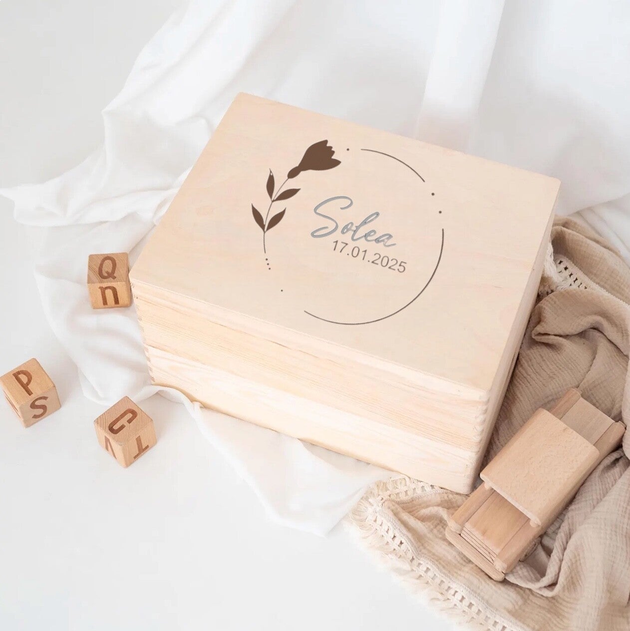 Erinnerungsboxen mit Holznamen