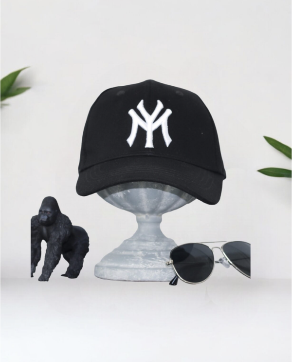 MY Basecap  Schwarz Weiss