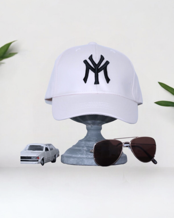 MY Basecap Weiss Schwarz