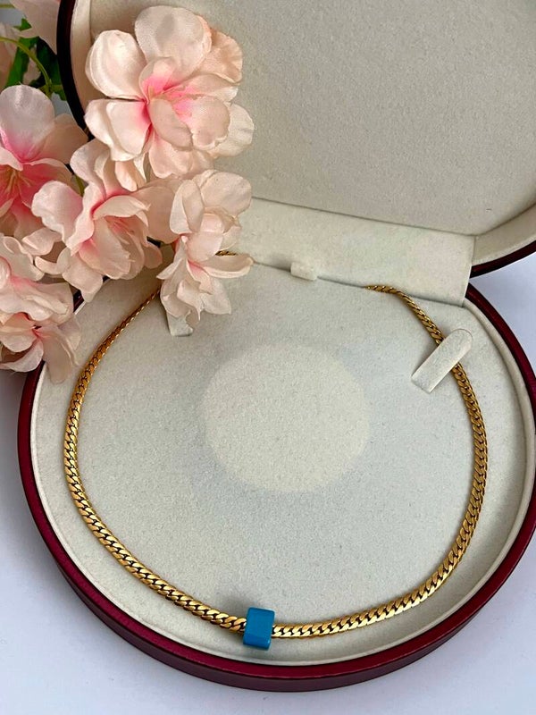 Stalen Avşar Ketting