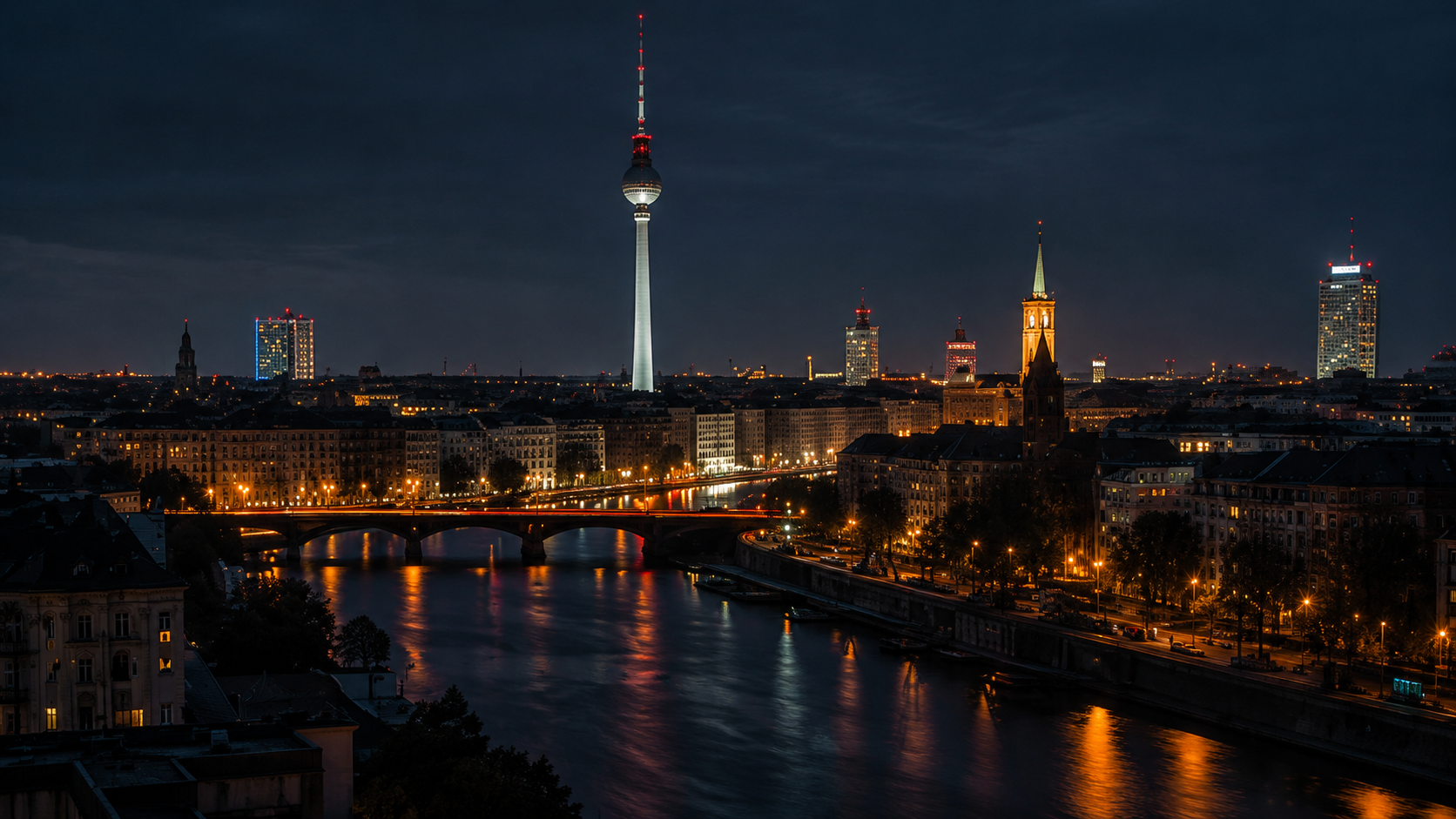 Nächtliche Berliner Skyline mit Fernsehturm und ruhiger Abendstimmung. Symbolbild für Einsamkeit, emotionalen Druck, Rückzug und ehrliche Männergespräche in Berlin.