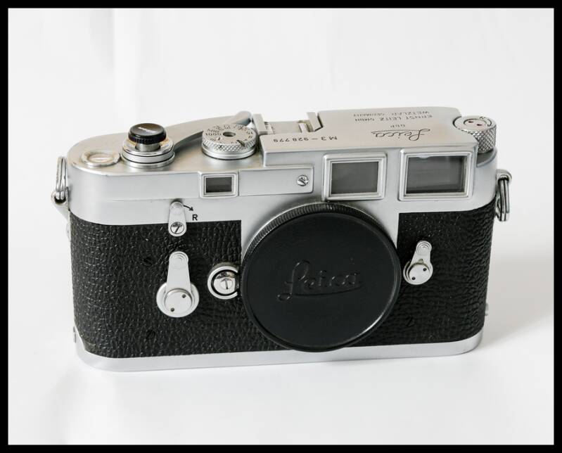 Leica-10.jpg