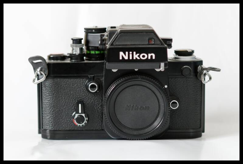 Nikon-1.jpg
