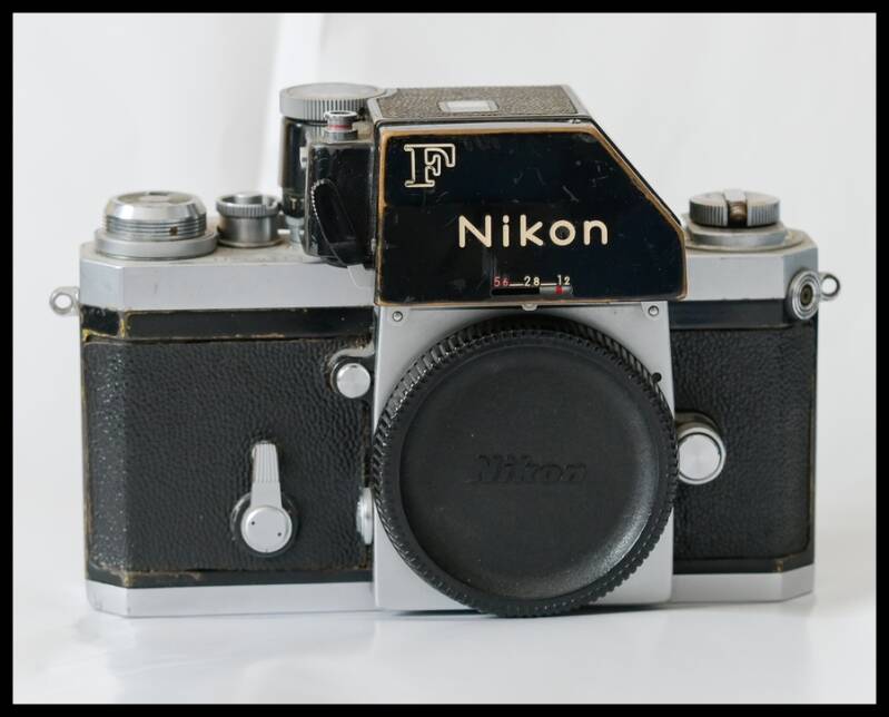 Nikon-21.jpg