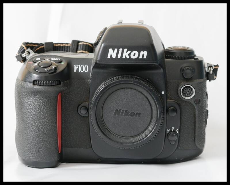 Nikon-28.jpg