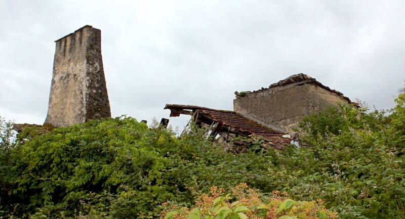 decaying-house-chal-jpeg-standard.jpg