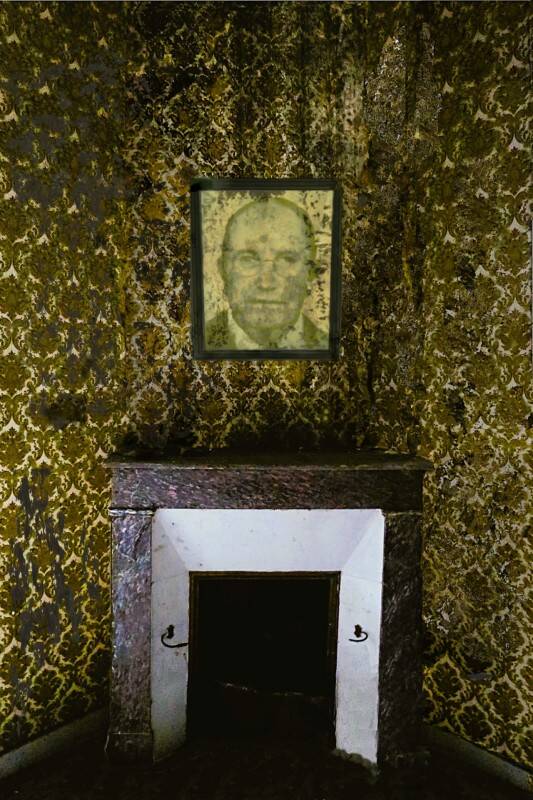 house-of-the-rising-damp-chal-standard.jpg