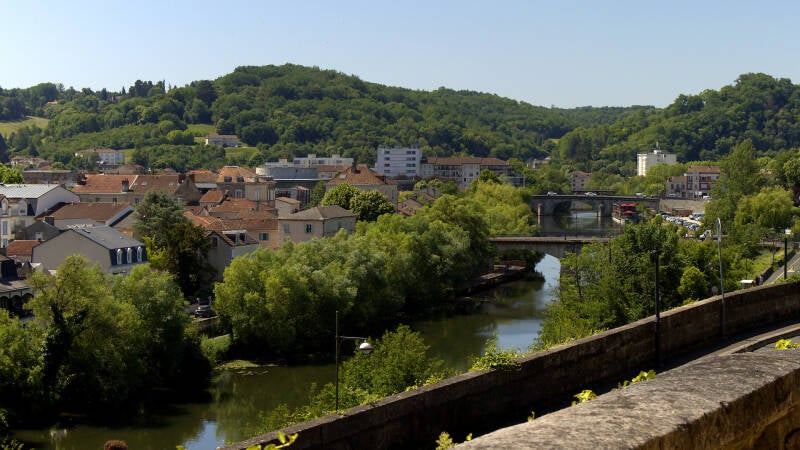 lisle_a_perigueux-standard.jpg