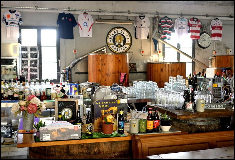 produce-le-bar-des-amis-standard-lb9n3f.jpg