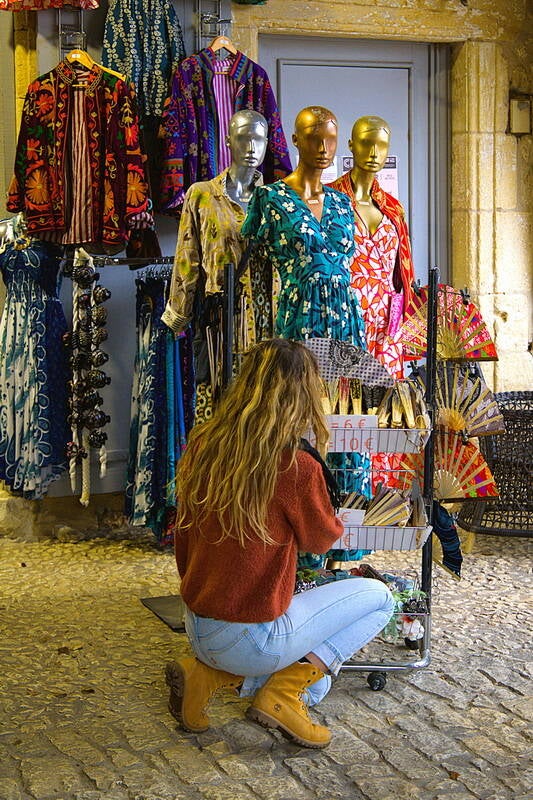 stallholder_mannequinarmy-standard.jpg
