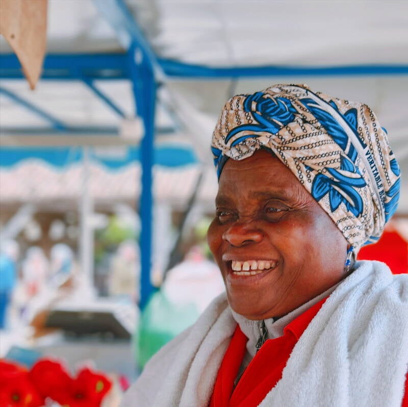 stallholder_smiling-standard.jpg
