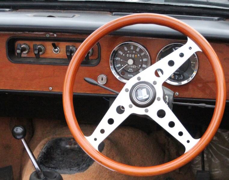 steeringwheel-ch-web.jpg