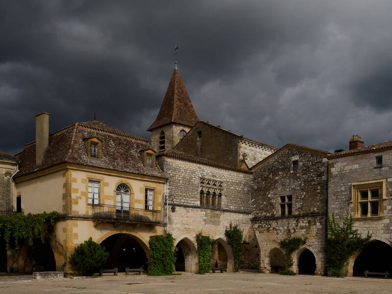 windows-a-selection-of-windows-under-a-very-black-sky-standard.jpg
