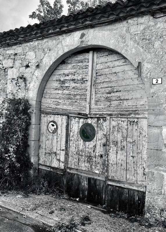 windows-doors-interdit-standard.jpg