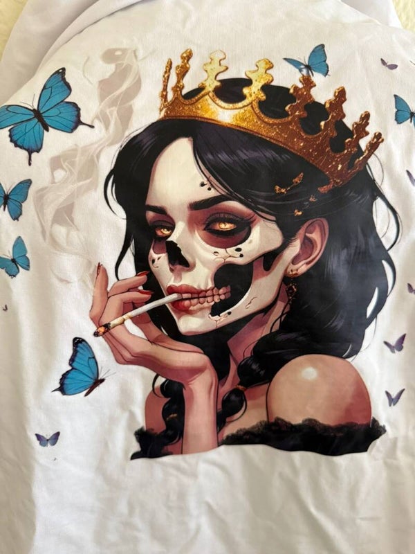 Frauen Motiv mit Krone