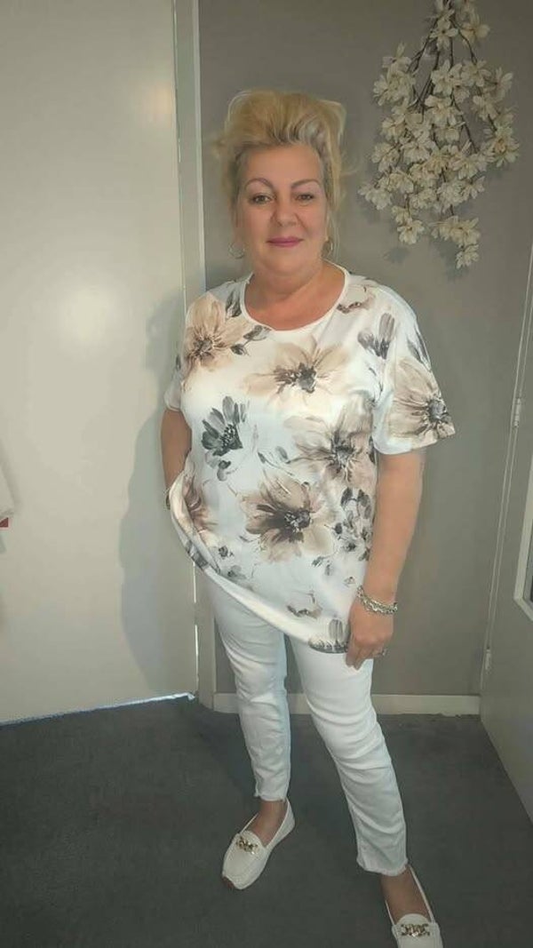 T-shirt met Taupe kleur bloemen