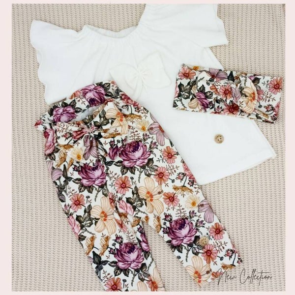 Broekje bloemen paars