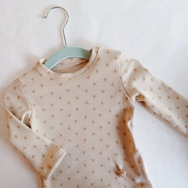 tshirt Bloemen camel