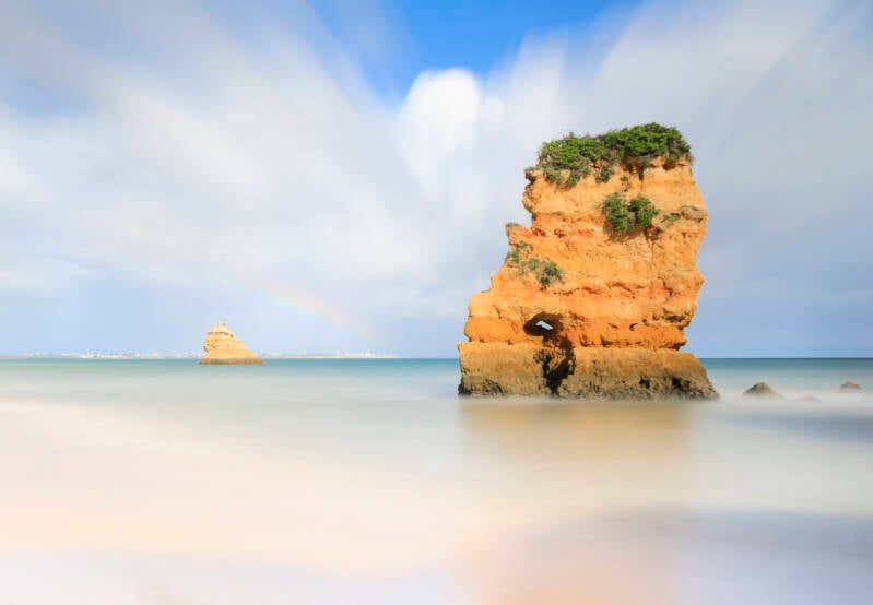 lagos-cliffs-4-standard-909lgl.jpg