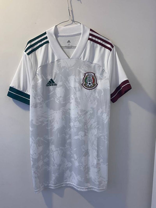 Mexico 2020-2021 away shirt