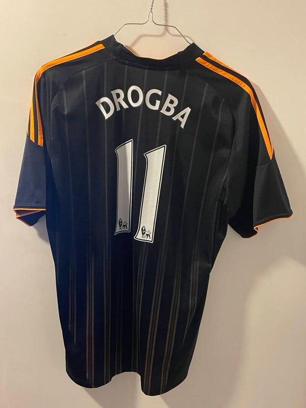 Chelsea 2010-2011 away shirt #11 Drogba