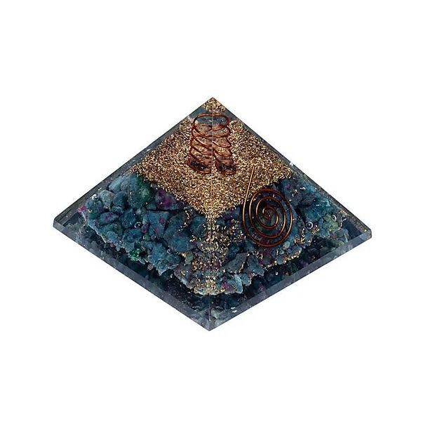 Orgonite Pyramide rubis en Kyanite