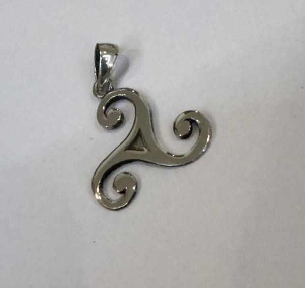 Pendentif Triskèle modèle 02