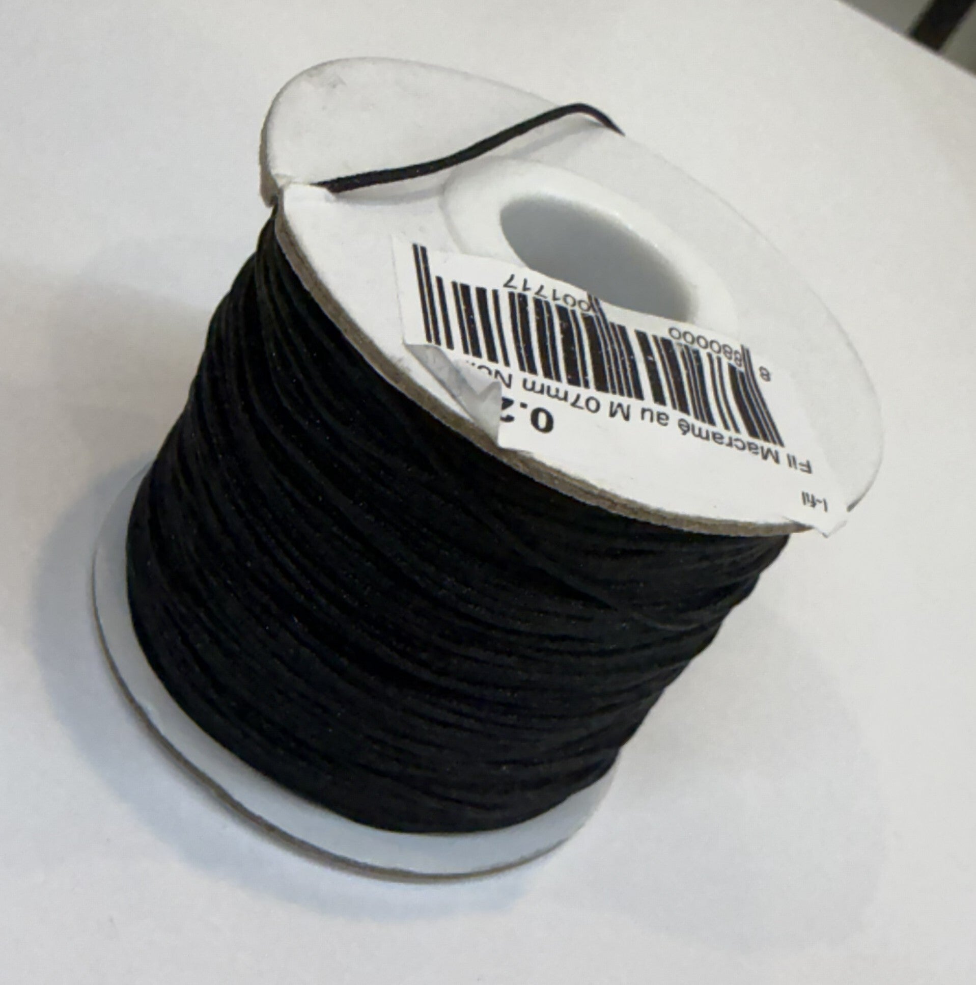 Fil Macramé au Mètre 0,7mm/130m Noir