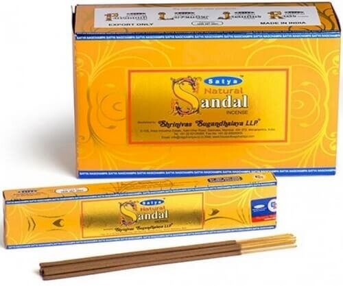 Bâtons d'encens Satya Natural Sandal 15g