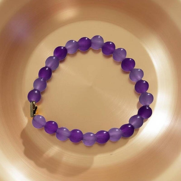 Lilac/purple bracelet