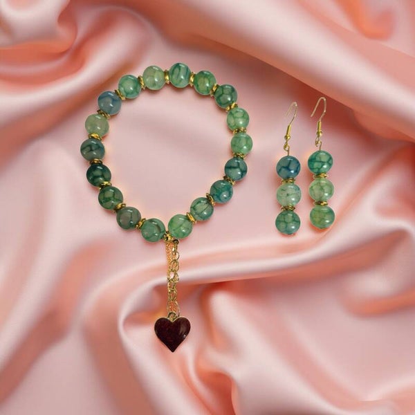 Green Crackle Glass bracelet and earrings set with Heart pendant