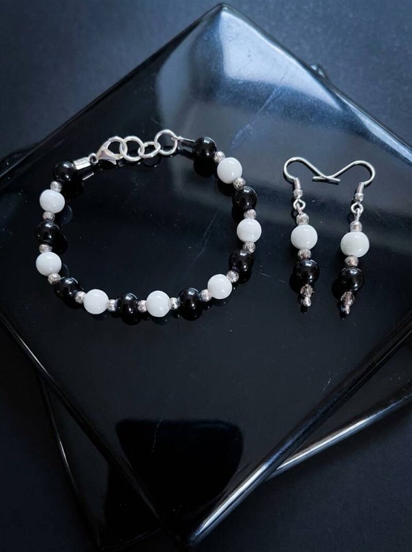 Black n white bracelet and earrings