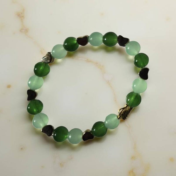 Multi-shade Green bracelet