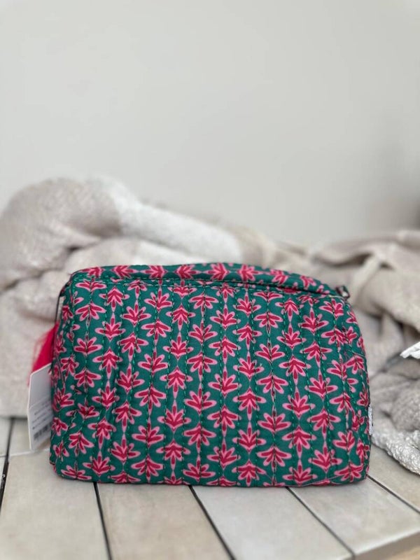 toilettas met bloemetjes