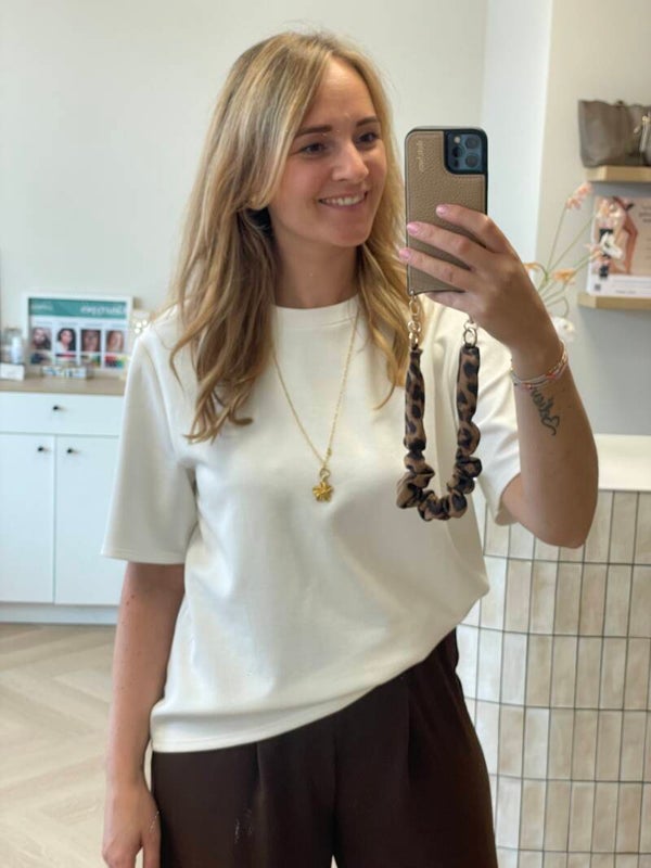 Wit shirt met leuk detail