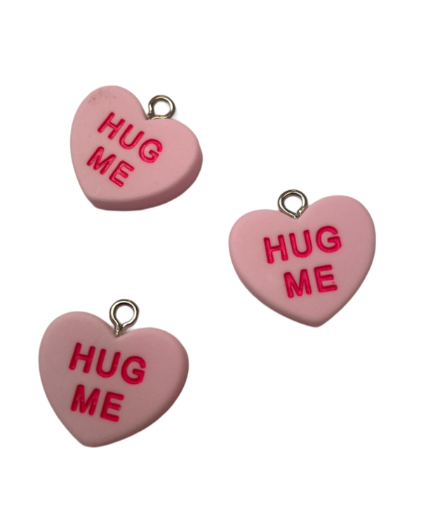DYO hug me bedel