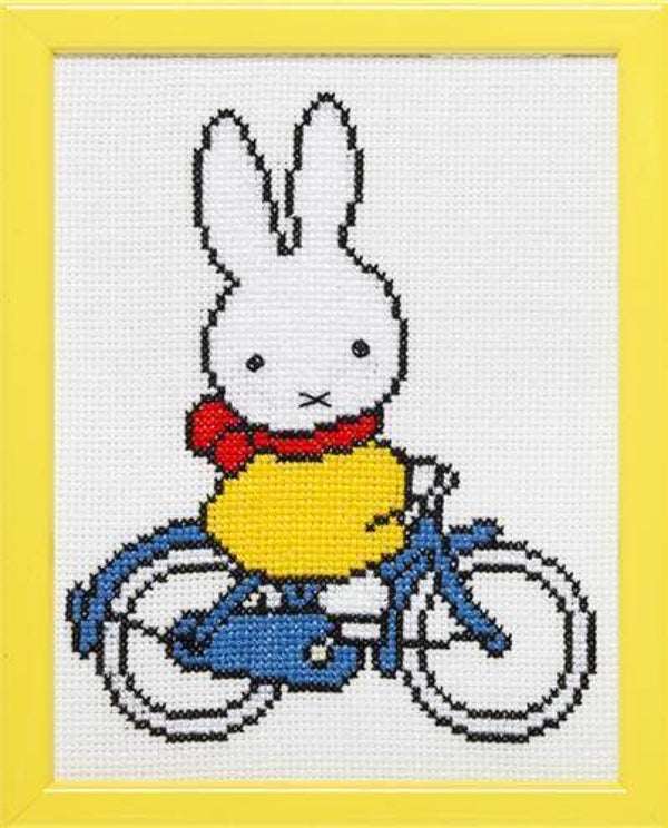 Borduurpakket Nijntje op de fiets