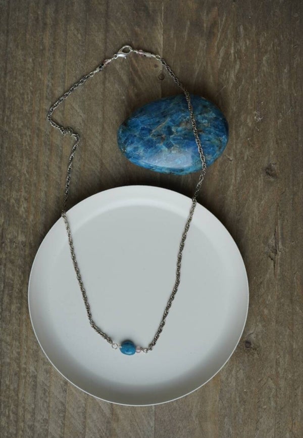 Zilveren ketting met apatite