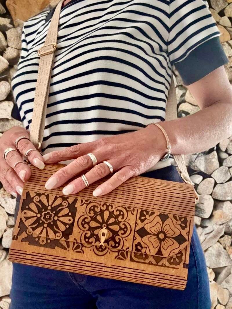 pochette-en-bois-standard-5ztp3x.jpg