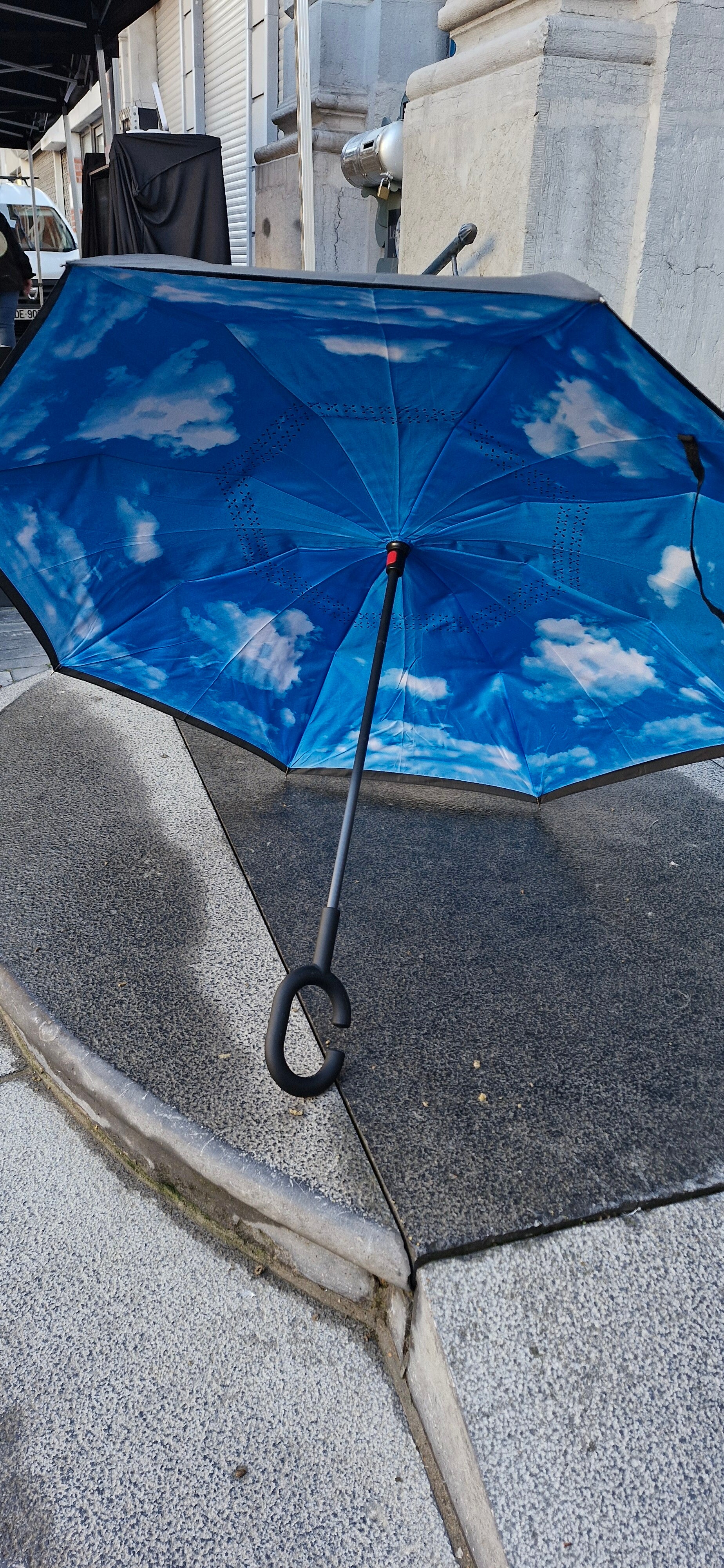 Parapluie inversé – Pratique, original et élégant