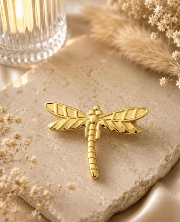 Broche libélulle dorée