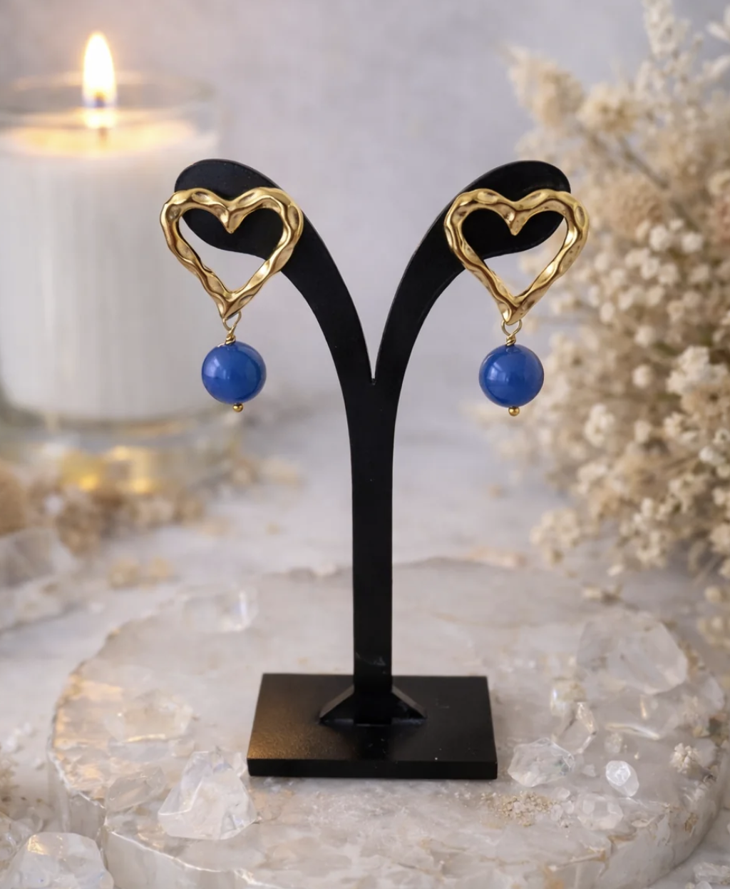 Boucles d’oreilles cœur doré & perle bleue