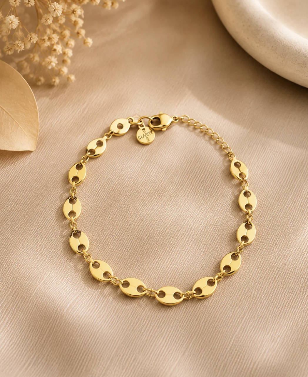 Bracelet doré à maillons ovales