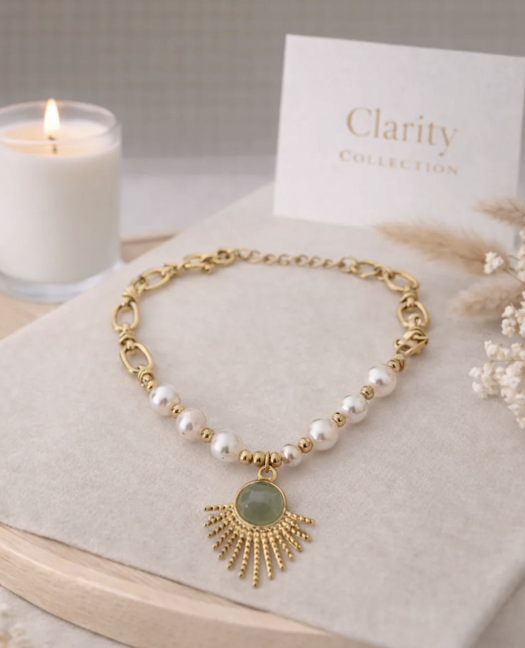 Bracelet doré perles & soleil