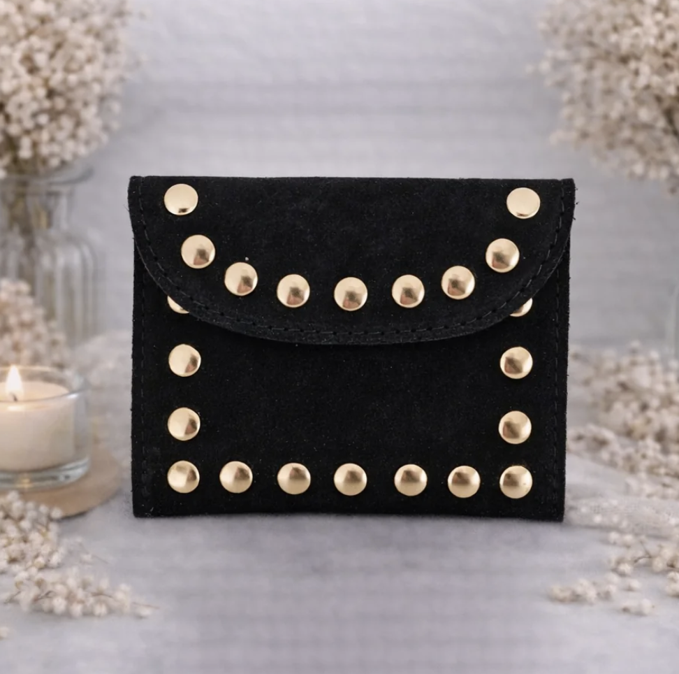 Pochette cloutée noire