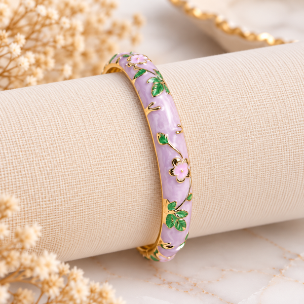 Bracelet jonc fleuri lilas – Détails dorés