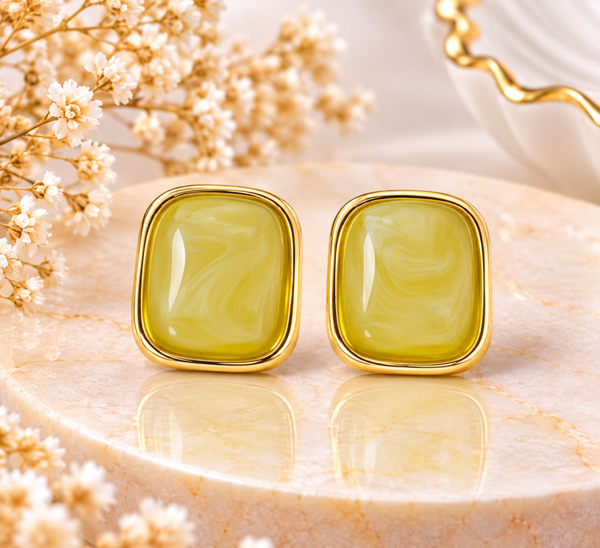 Boucles d’oreilles carrées dorées – Effet marbré jaune